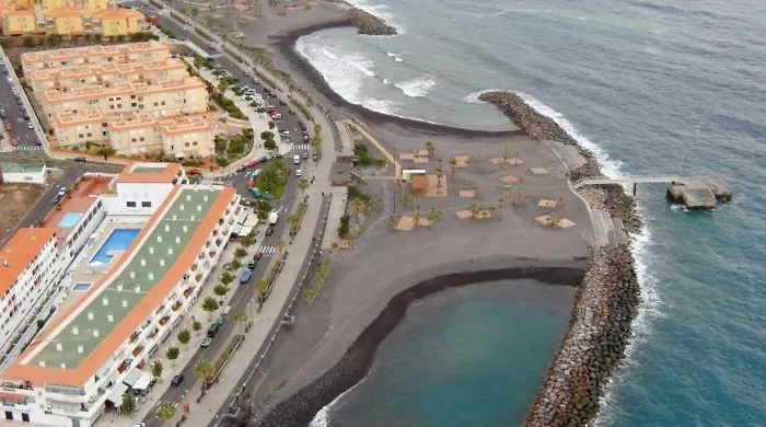 Daire Encantador 120 M2 Vistas Al Mar Y Montana *