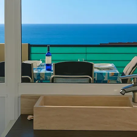 Encantador 120 M2 Vistas Al Mar Y Montana Lejlighed
